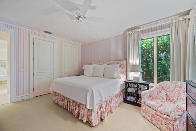 252 Locha Drive, Jupiter, FL 33458