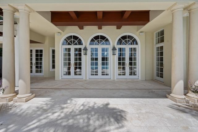 252 Locha Drive, Jupiter, FL 33458