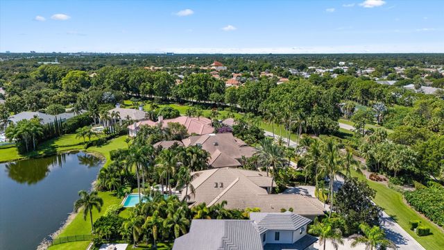 252 Locha Drive, Jupiter, FL 33458