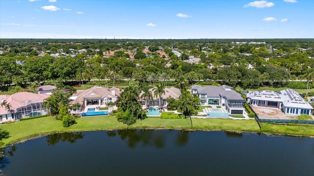 252 Locha Drive, Jupiter, FL 33458