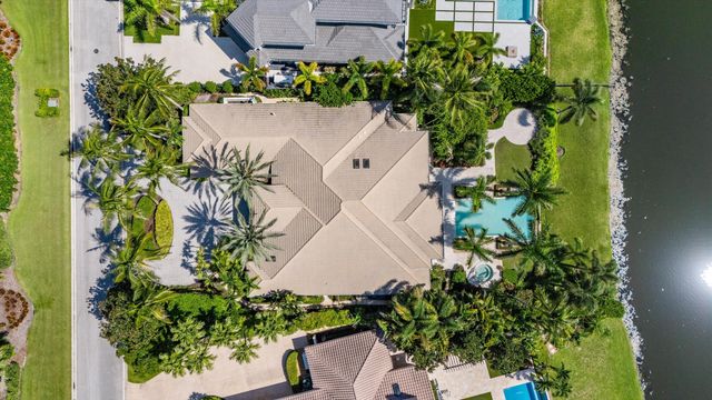 252 Locha Drive, Jupiter, FL 33458
