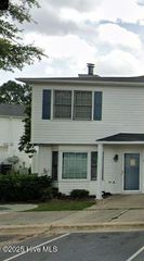3826 Sterling Pointe Drive N1, Winterville, NC 28590