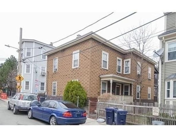 27 Magee Street 1, Cambridge, MA 02139