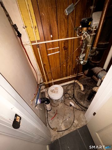 110 Middle Street, Waterbury, CT 06706