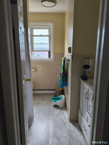 110 Middle Street, Waterbury, CT 06706