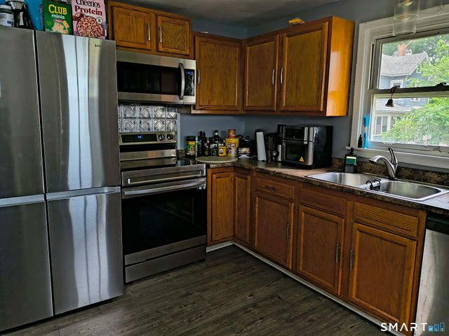 110 Middle Street, Waterbury, CT 06706