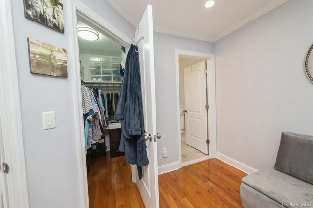 608 Carman Avenue C2, Westbury, NY 11590