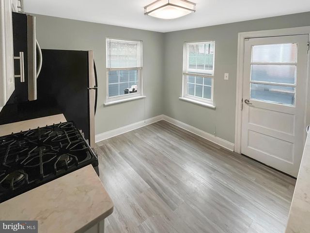 160A MCCLELLAN ST, Philadelphia, PA 19148