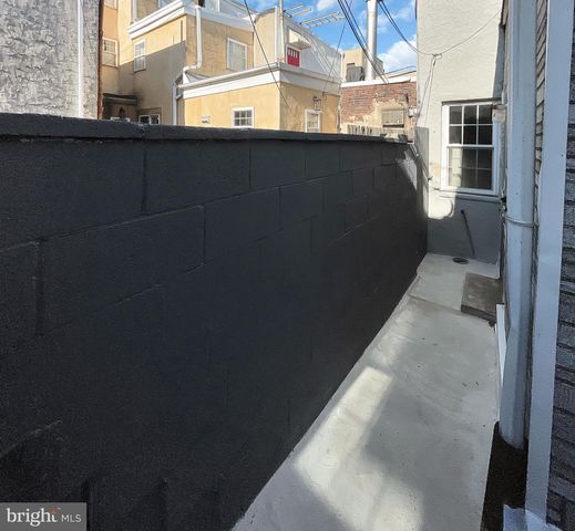 160A MCCLELLAN ST, Philadelphia, PA 19148