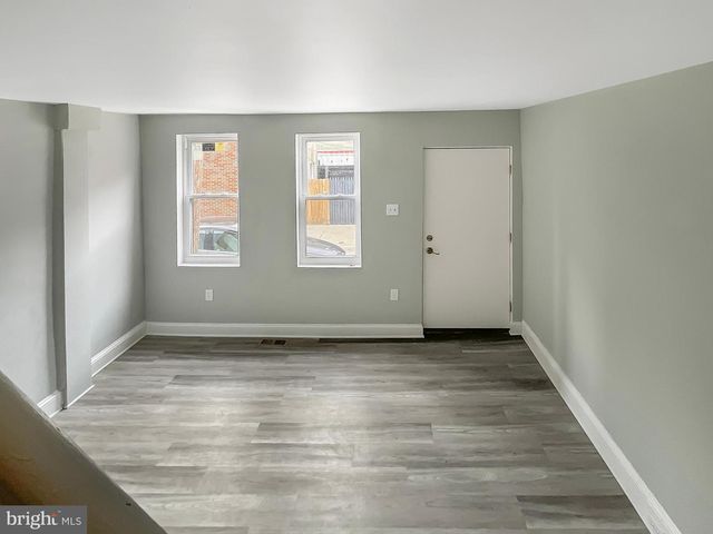 160A MCCLELLAN ST, Philadelphia, PA 19148