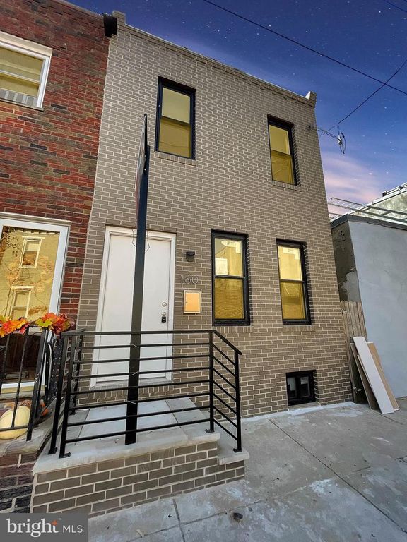 160A MCCLELLAN ST, Philadelphia, PA 19148