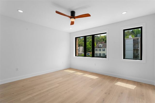 3211 Dobson Street, Polish Hill, PA 15219
