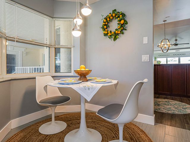 675 W Lake Jasmine Circle 206, Vero Beach, FL 32962