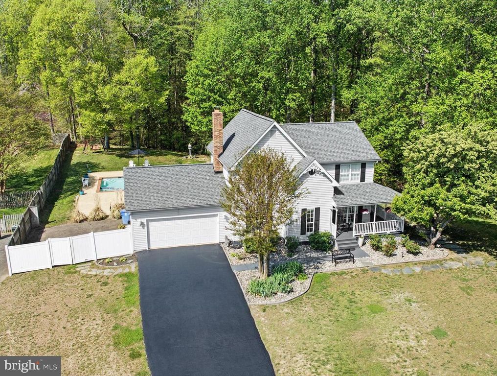 Image 1 of property listing at 105 QUAILWOOD PKWY, La Plata, MD 20646