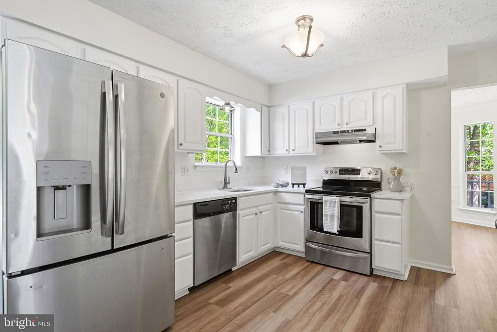 Image 13 of property listing at 105 QUAILWOOD PKWY, La Plata, MD 20646