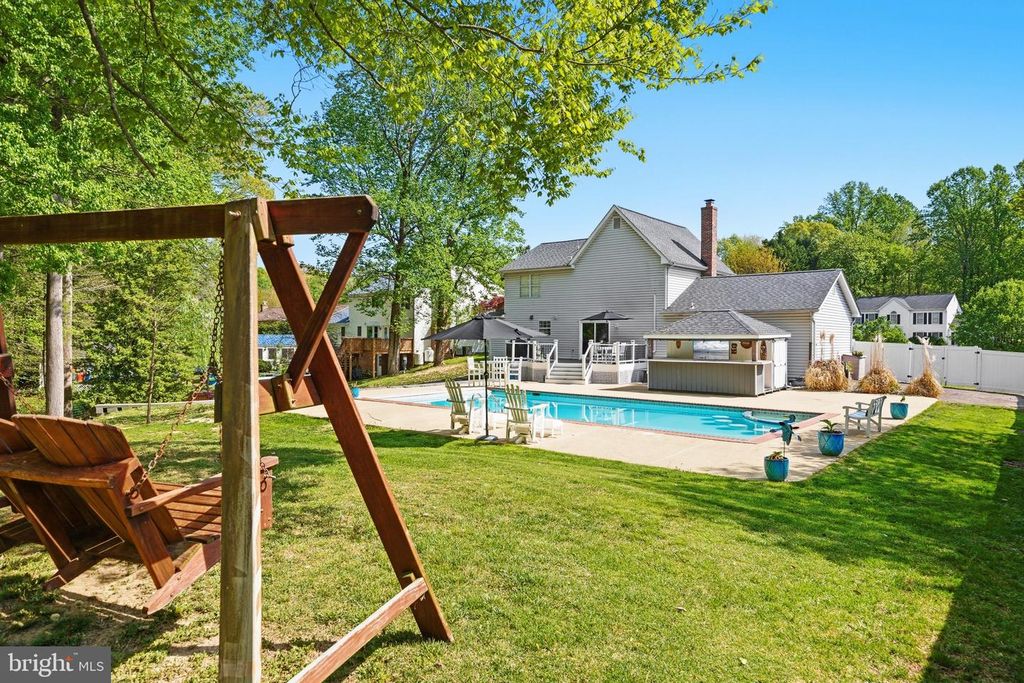 Image 2 of property listing at 105 QUAILWOOD PKWY, La Plata, MD 20646