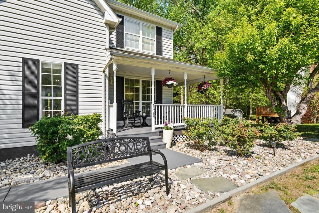 Image 33 of property listing at 105 QUAILWOOD PKWY, La Plata, MD 20646