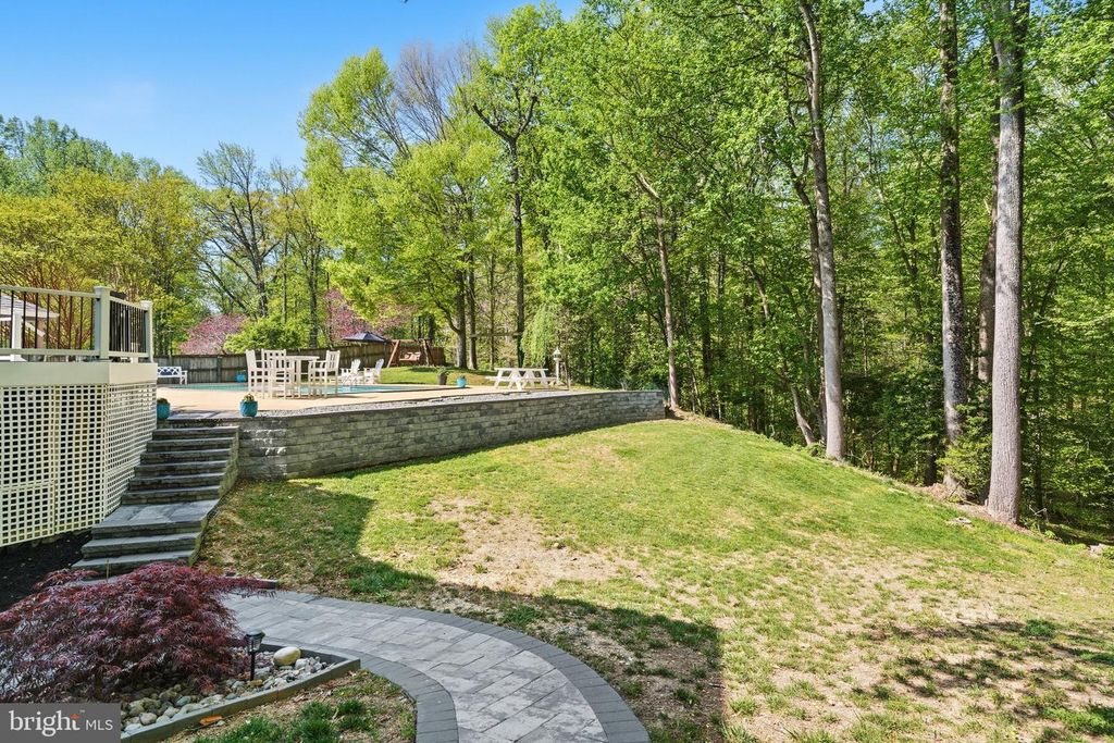 Image 34 of property listing at 105 QUAILWOOD PKWY, La Plata, MD 20646