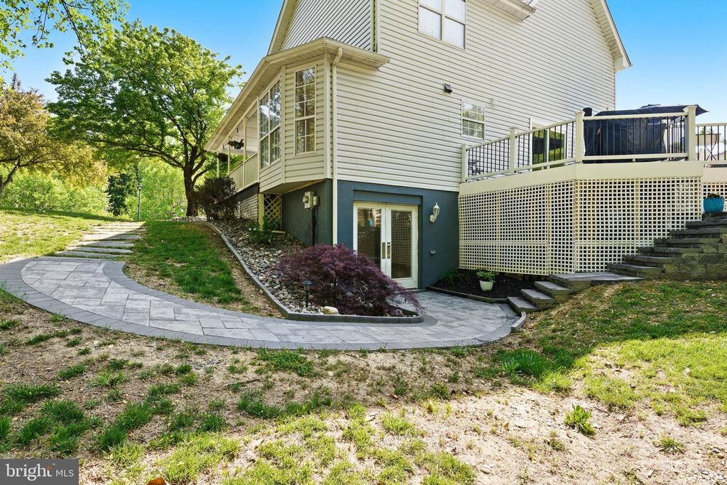 Image 35 of property listing at 105 QUAILWOOD PKWY, La Plata, MD 20646