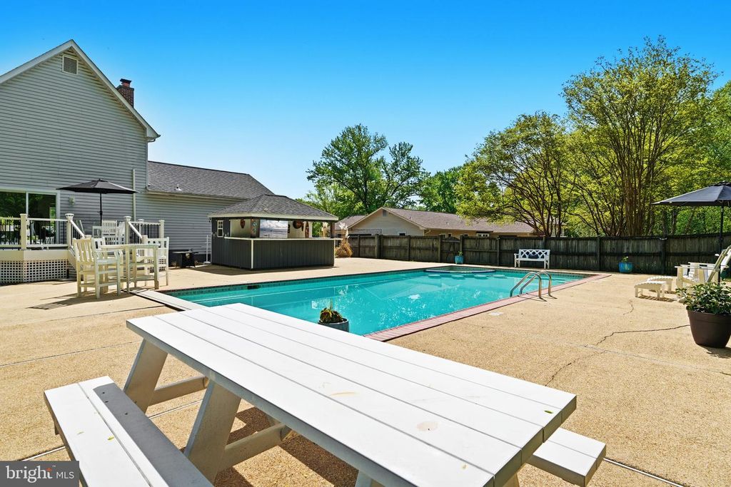 Image 42 of property listing at 105 QUAILWOOD PKWY, La Plata, MD 20646