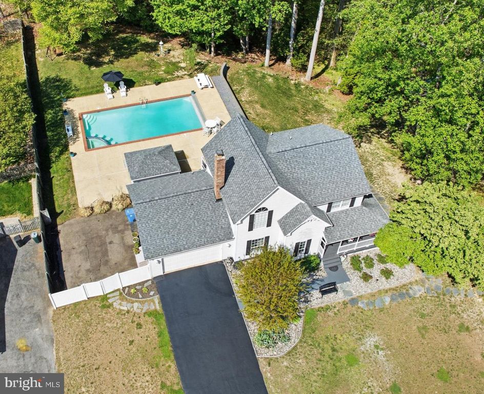 Image 46 of property listing at 105 QUAILWOOD PKWY, La Plata, MD 20646