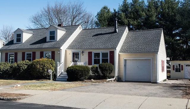 71 Elinor Rd, Newton, MA 02461