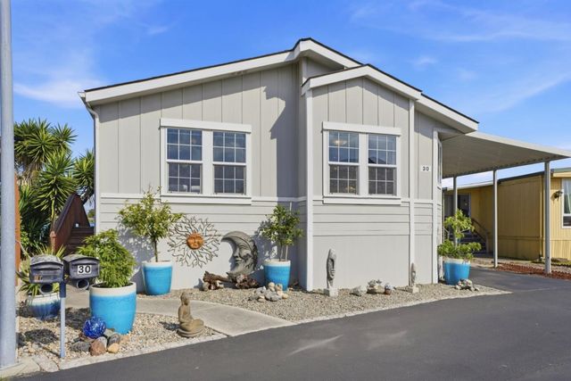 150 Kern Street 30, Salinas, CA 93905