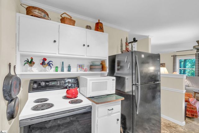 3605 Skyuka Mountain Road, Columbus, NC 28722