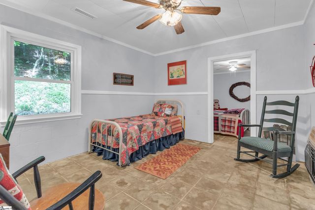 3605 Skyuka Mountain Road, Columbus, NC 28722