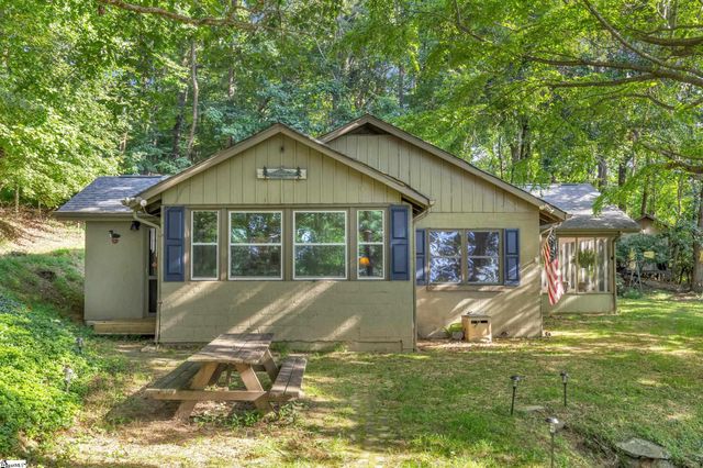 3605 Skyuka Mountain Road, Columbus, NC 28722