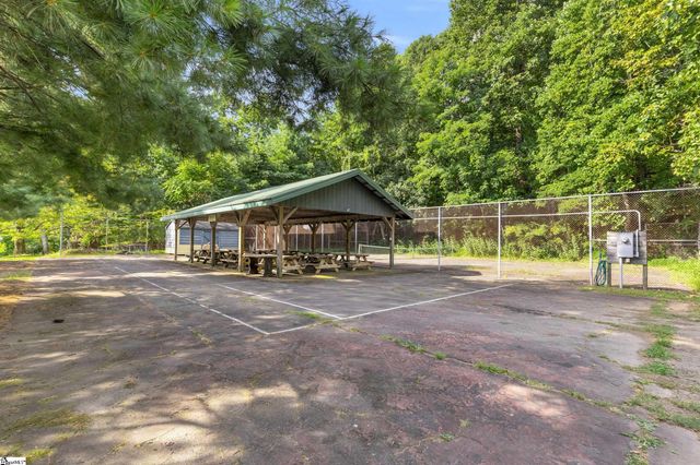 3605 Skyuka Mountain Road, Columbus, NC 28722