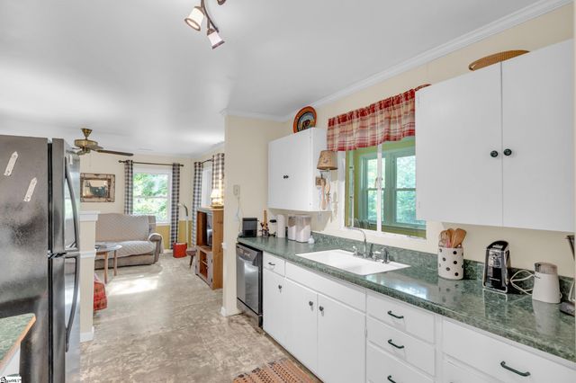 3605 Skyuka Mountain Road, Columbus, NC 28722