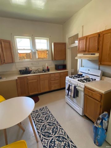 331 S Grant Street, Bloomington, IN 47401