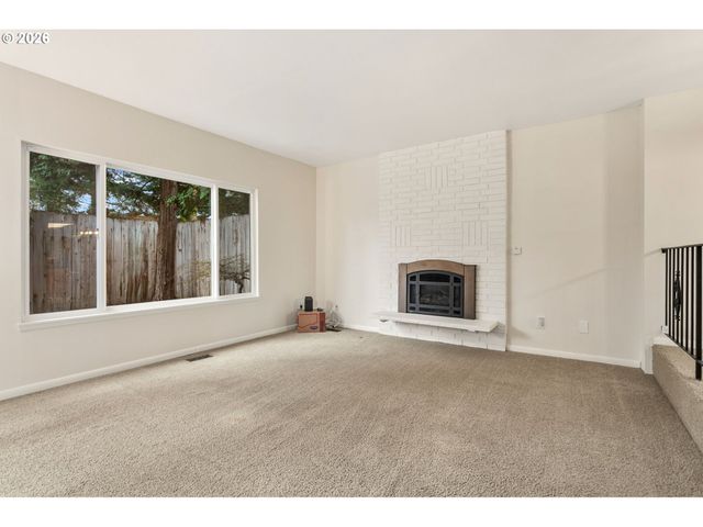 18 WHEATHERSTONE, Lake Oswego, OR 97035