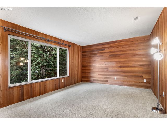 18 WHEATHERSTONE, Lake Oswego, OR 97035