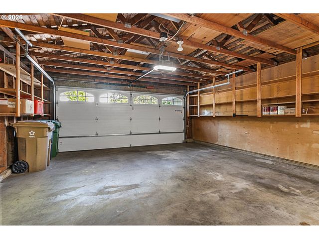 18 WHEATHERSTONE, Lake Oswego, OR 97035