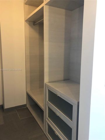 88 SW 7th St 2603, Miami, FL 33130