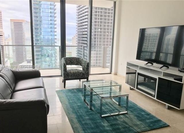88 SW 7th St 2603, Miami, FL 33130
