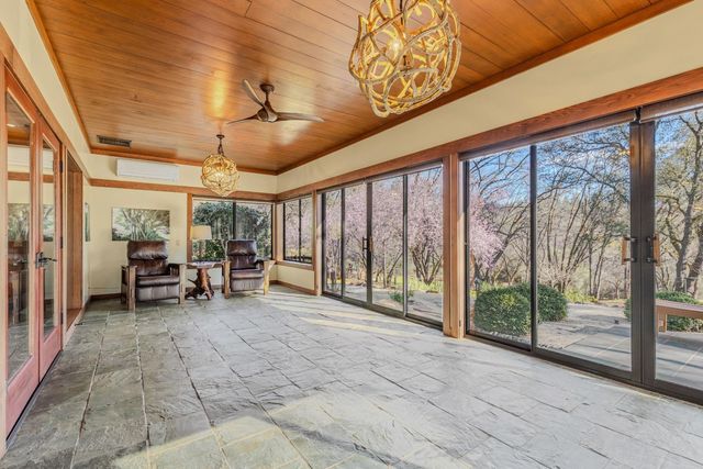 1555 Naturewood Dr, Meadow Vista, CA 95722