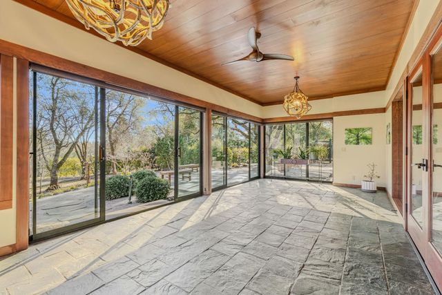 1555 Naturewood Dr, Meadow Vista, CA 95722