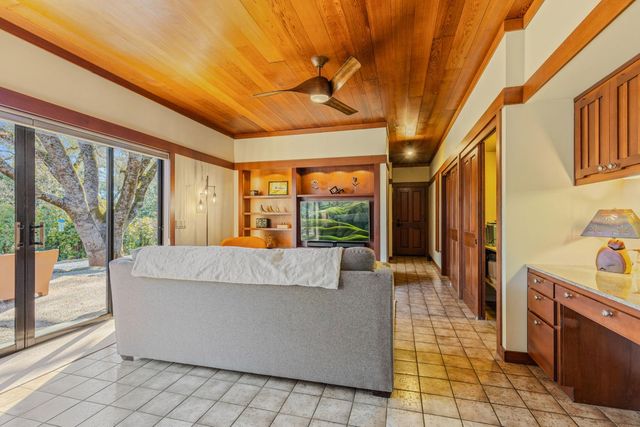 1555 Naturewood Dr, Meadow Vista, CA 95722