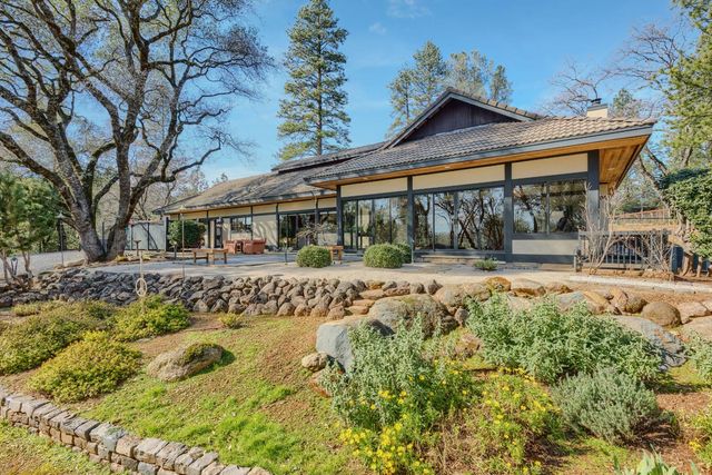 1555 Naturewood Dr, Meadow Vista, CA 95722