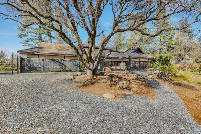 1555 Naturewood Dr, Meadow Vista, CA 95722