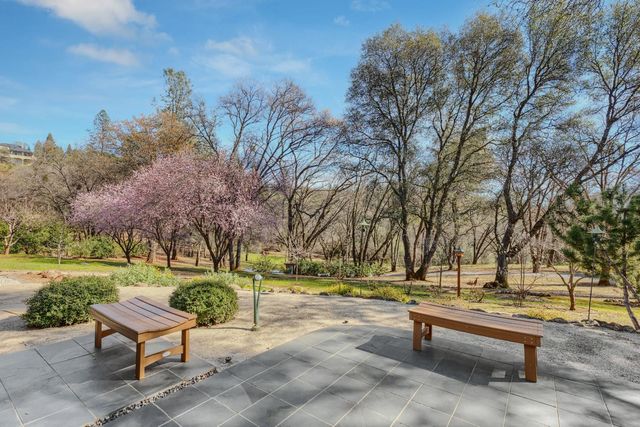 1555 Naturewood Dr, Meadow Vista, CA 95722