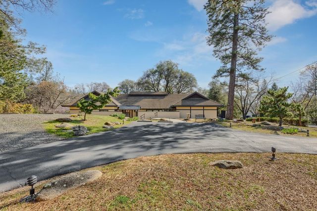 1555 Naturewood Dr, Meadow Vista, CA 95722