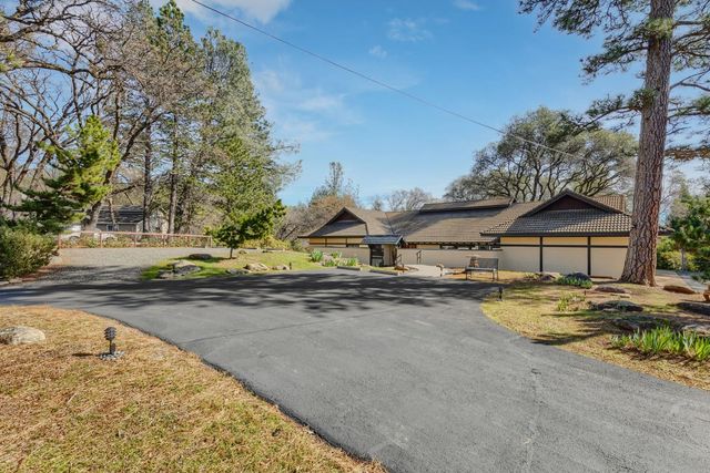 1555 Naturewood Dr, Meadow Vista, CA 95722