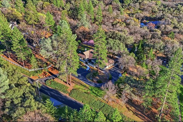 1555 Naturewood Dr, Meadow Vista, CA 95722