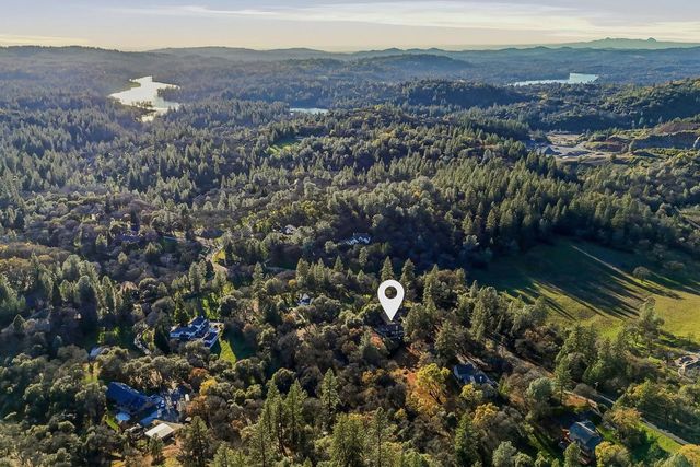 1555 Naturewood Dr, Meadow Vista, CA 95722