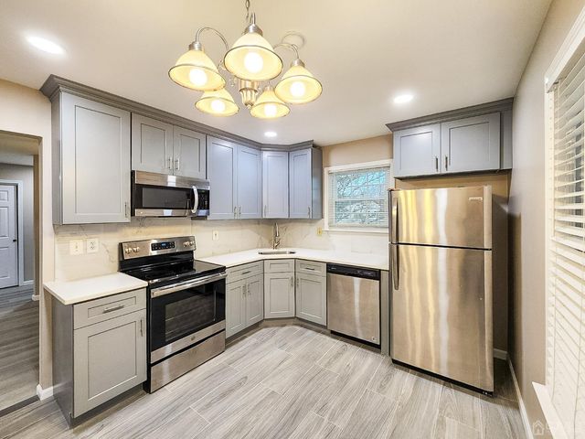 3-D John Adams Court, Monroe, NJ 08831