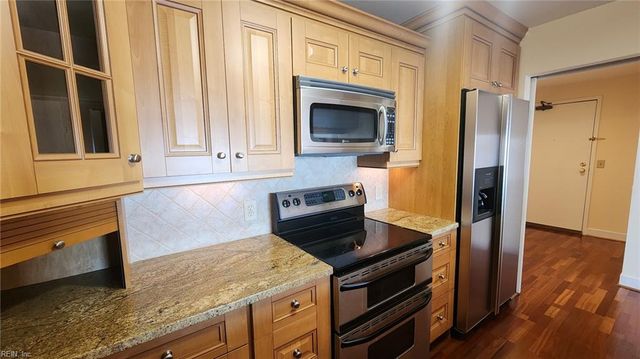 40 Rader St Apt 308, Norfolk, VA 23510